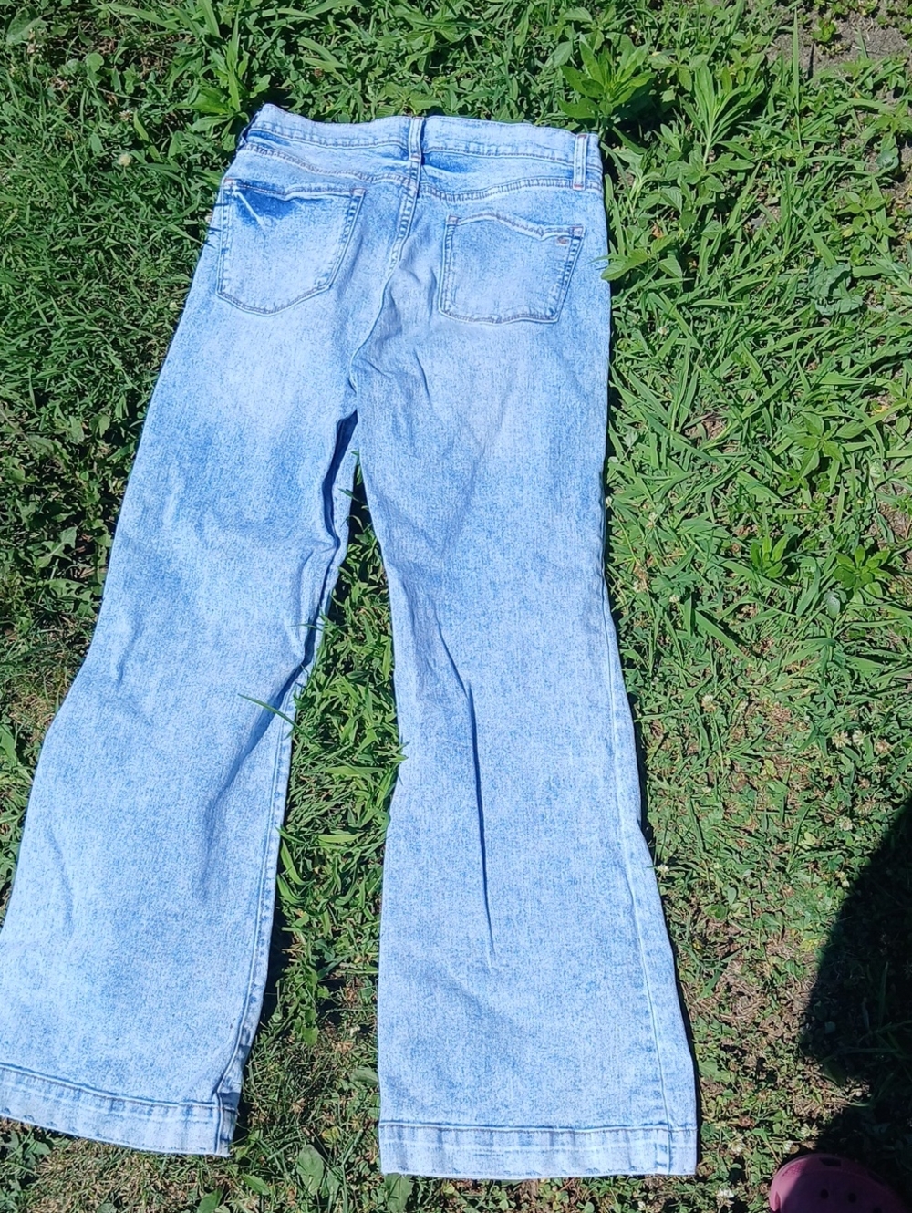 Jessica Simpson Light Wash Wide-Leg Flare Jeans - Picture 4 of 5